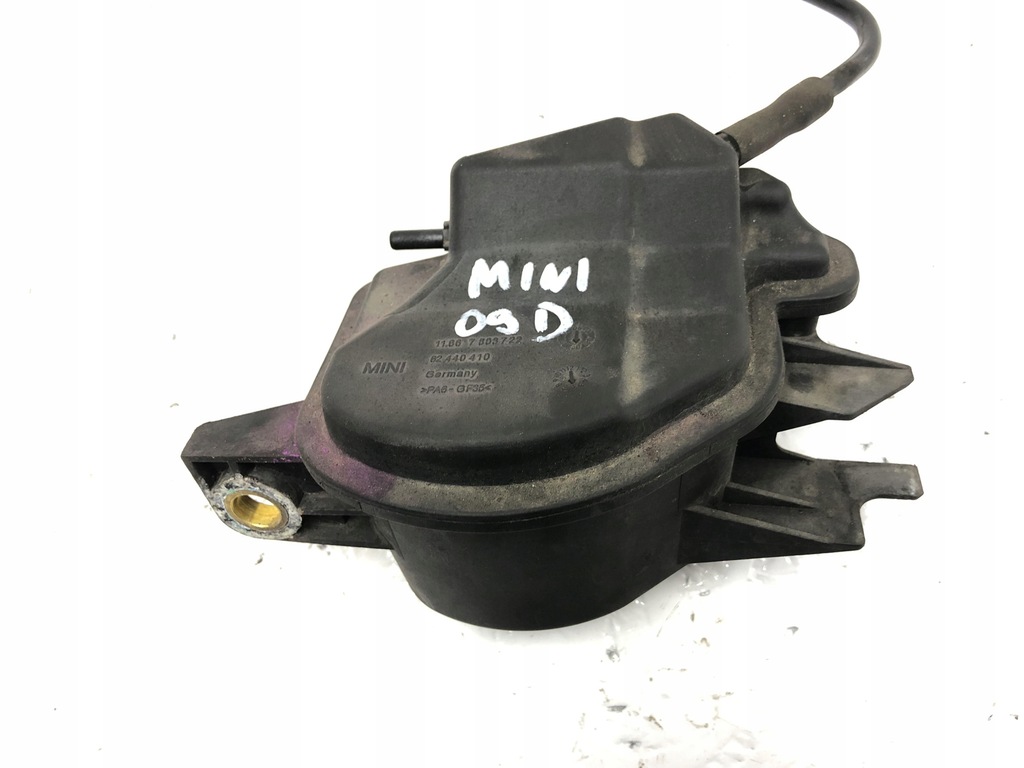 фото №1, Вентиляция картера бак вакуумa mini cooper d r56 1.6d