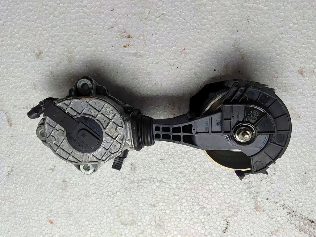 фото №1, Peugeot 3008 i 2010 натяжитель ремень распределительного вала