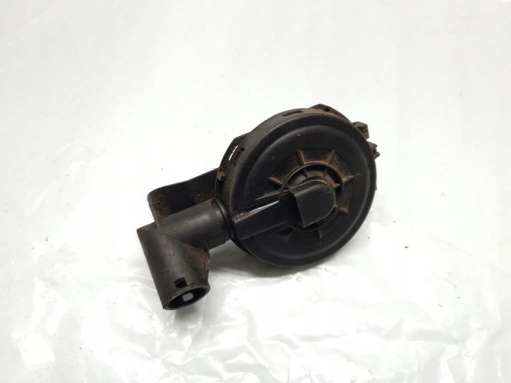 фото №1, Вентиляция картера клапан audi a6 c5 3.0