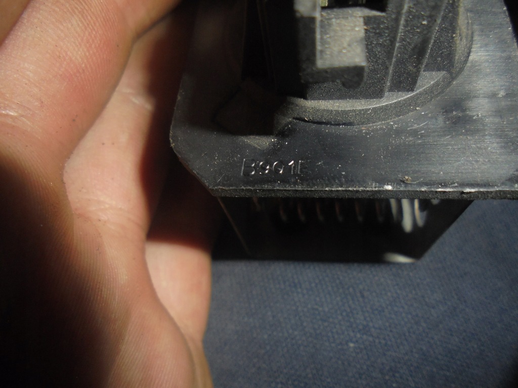 фото №4, Резистор вентилятор peugeot 206