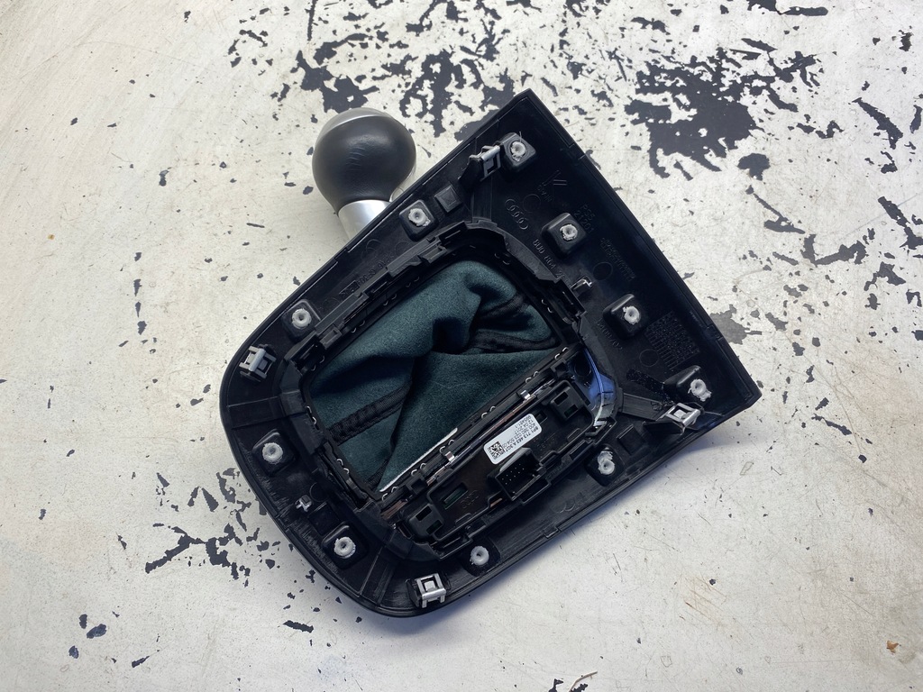 фото №7, Audi a3 8p чехол ручка s-tronic 8p1713463a