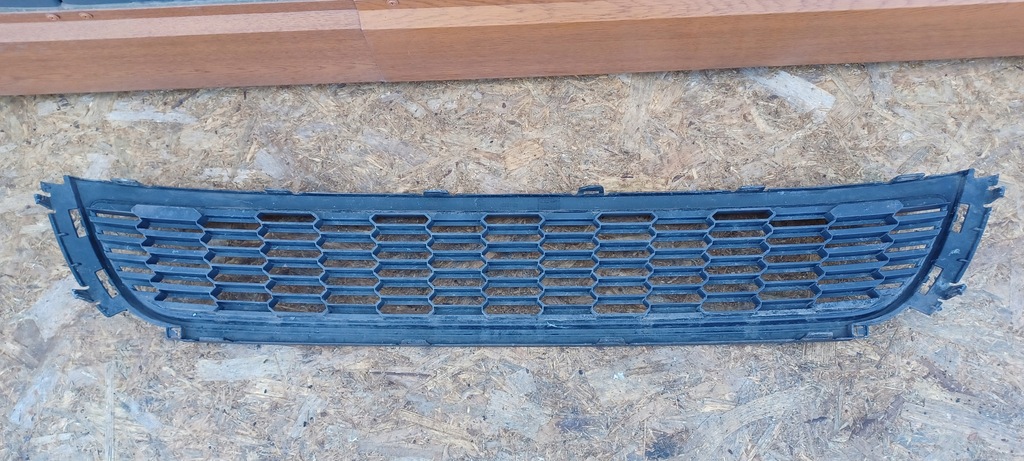 фото №4, Решітка радіатора решітка радіатора vw polo 6r 6r0853677a