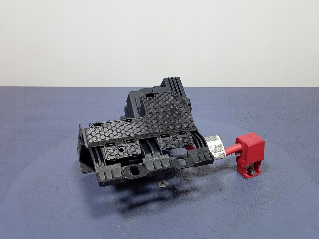 фото №4, Bmw 5 g30 g31 розподільник струму клема плюсова 9391187