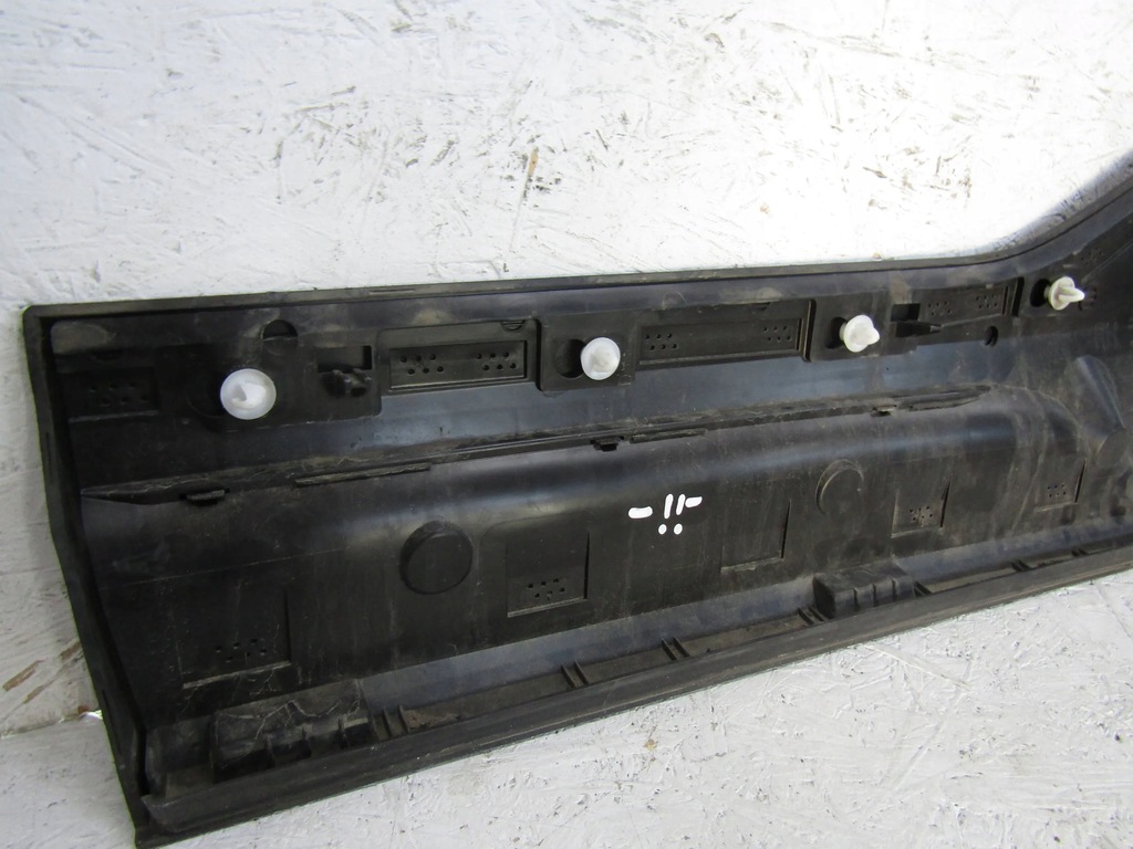 фото №9, Volvo xc40 молдинг двері правих задня