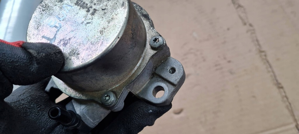 Maserati quattroporte vi помпа cacum вакууму 3.8 v8 70521501 303259 Зі Шроту