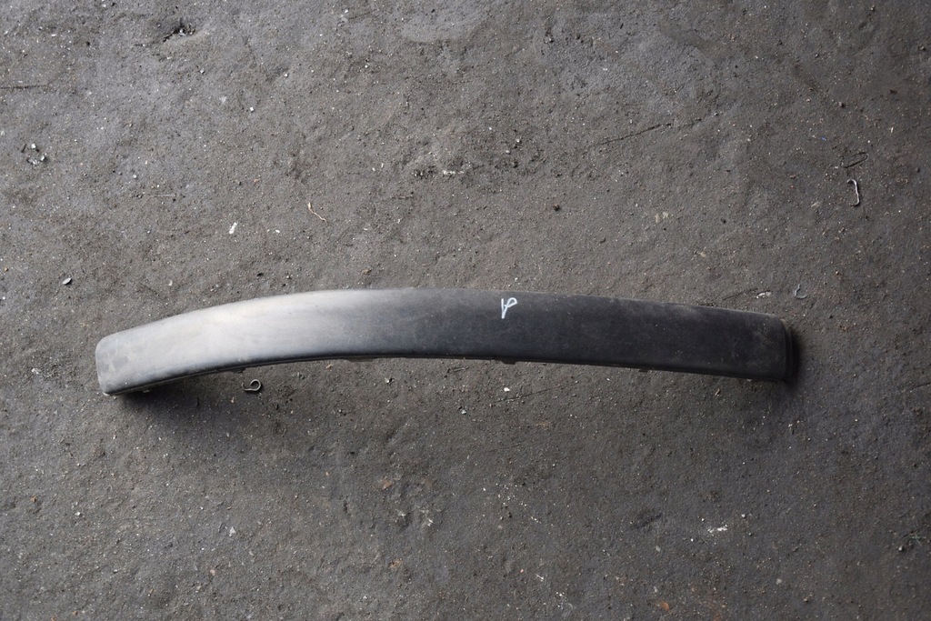 фото №1, Молдинг права бампера передній vw passat b5