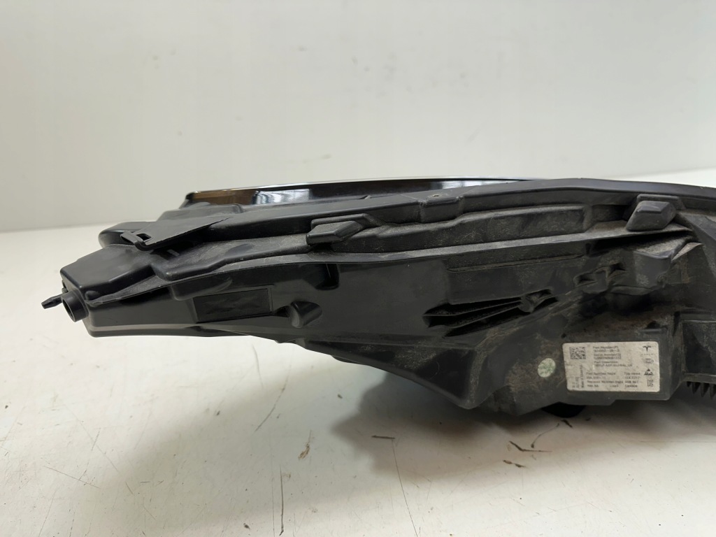 Фара левая перед tesla 3 рестайлинг  y Доставка