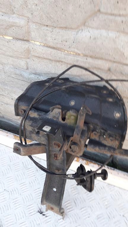 фото №5, Galloper ii 98-03 2.5td замок капот трос тягa