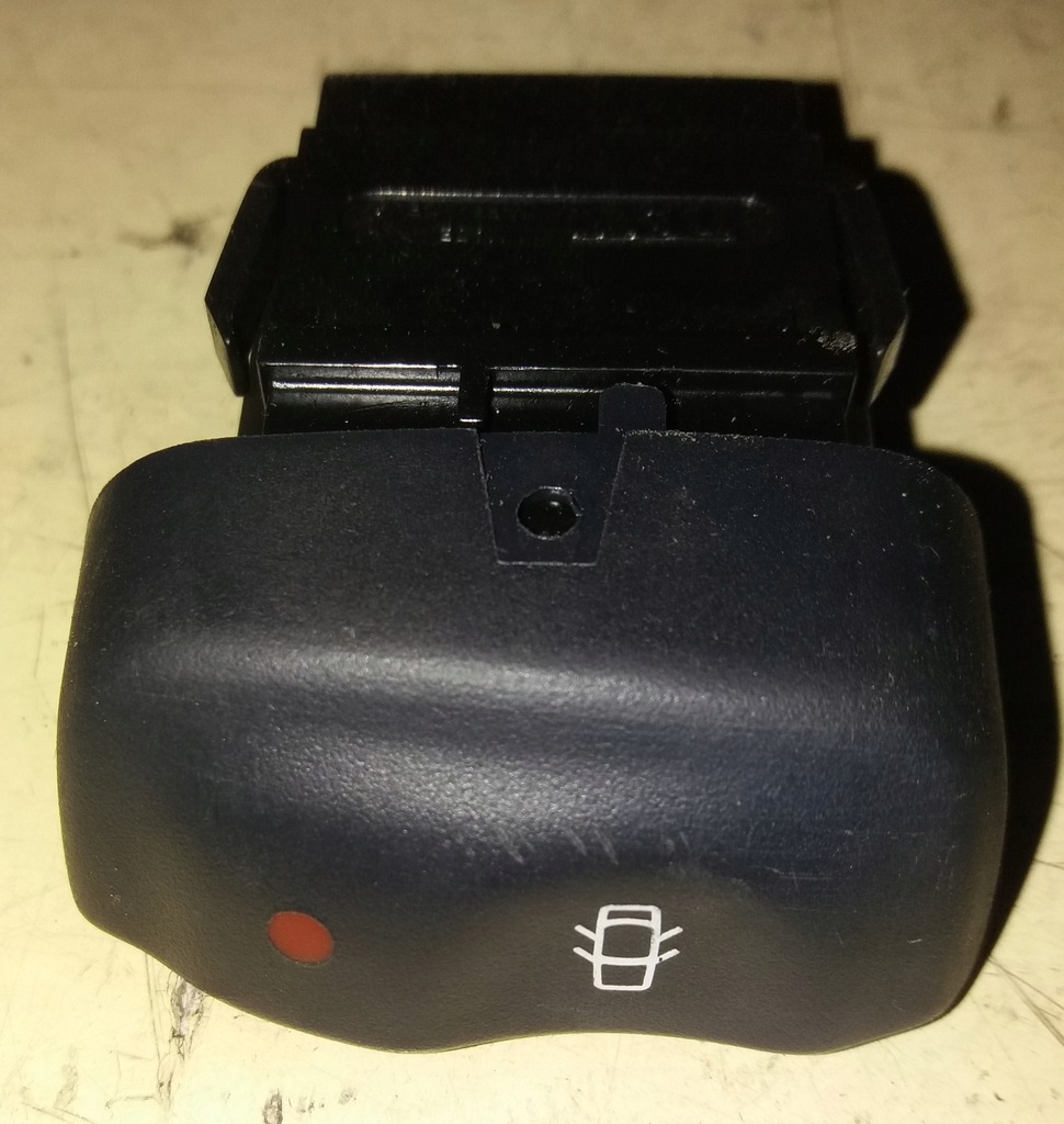 фото №1, Megane i кнопка замка центрального 429993b