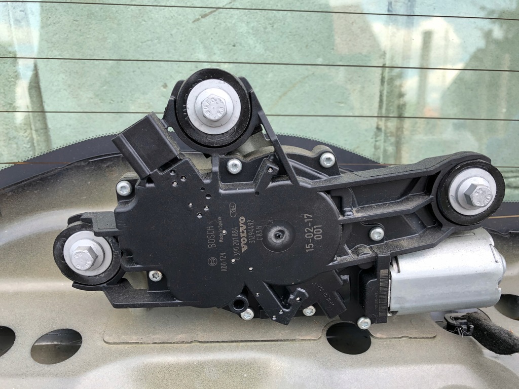 фото №9, Volvo v40 d2 крышка багажника багажника задняя