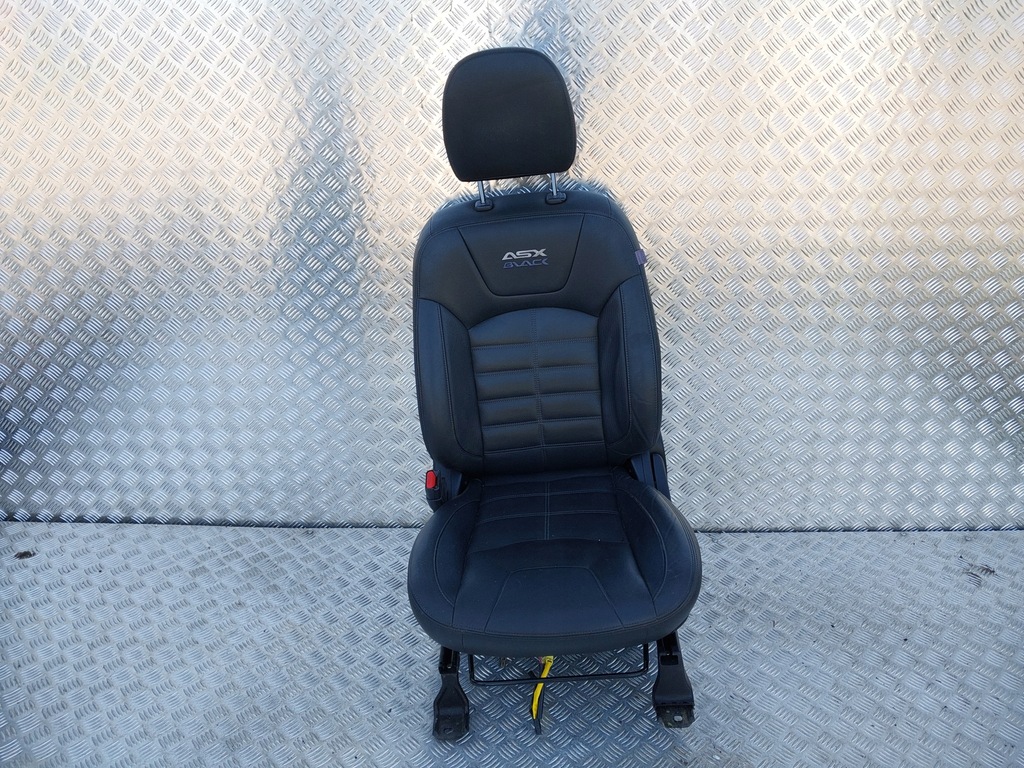 фото №9, Сиденья заднее сиденье кожа mitsubishi asx black edition