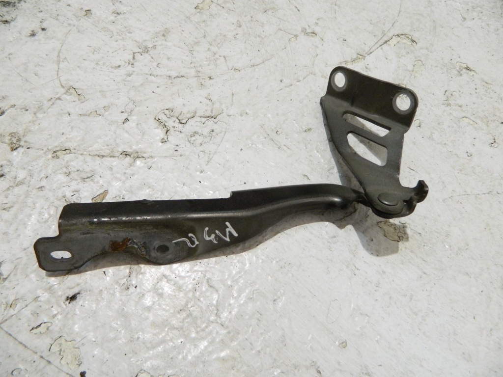 фото №3, Петля капот правый mazda 3 bm 13-19