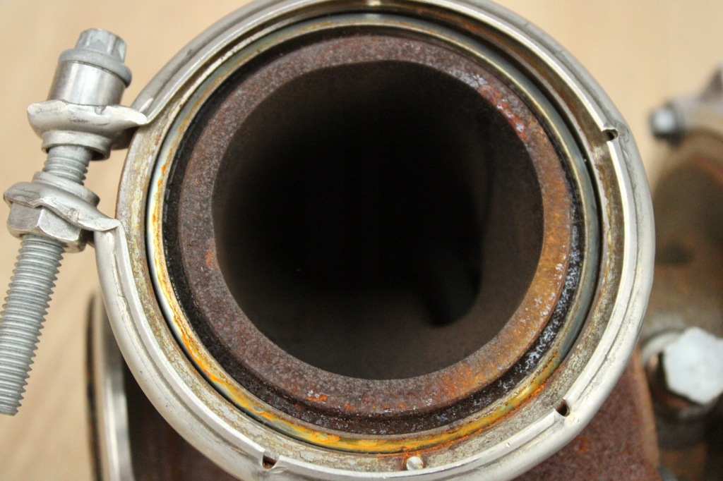 Оригинальные turbo турбонагнетатель bmw 3.0d g30 g31 g20 g11 8584218 25km Оригинал