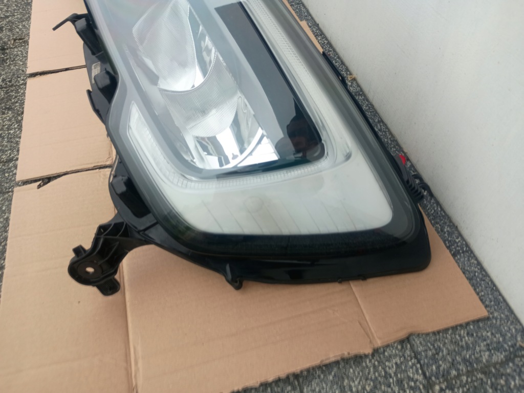 Master 4 лампа перед правая led 260105567r renault master iv с Разборки