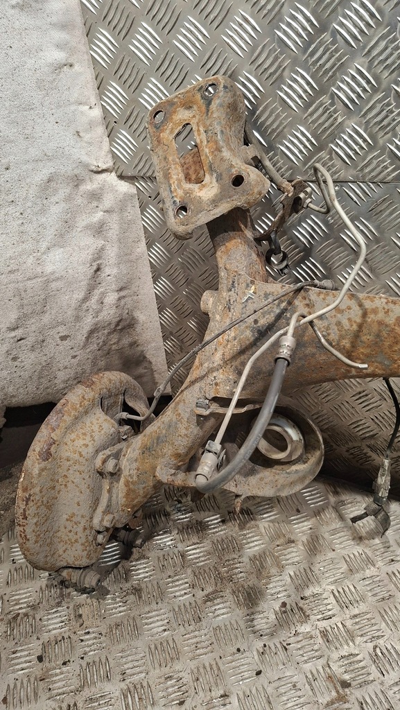 фото №5, Балка подвеска задняя citroen c4 1.6hdi