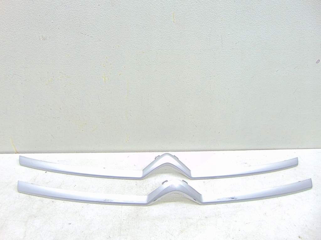 фото №1, Молдинг накладка решётка радиатора решетка citroen jumpy iii 16- 9811706577