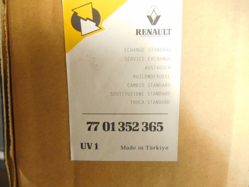 Радіатор води renault twingo 1.2 оригінальний номер 7701352365 Зі Шроту