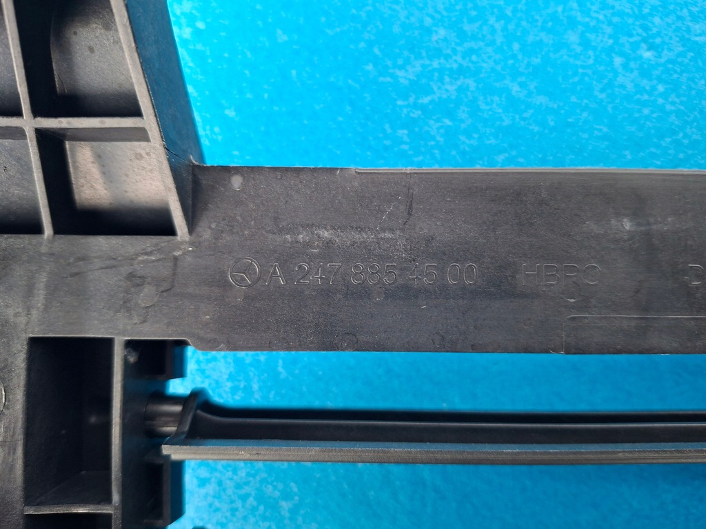 фото №9, Mercedes b w247 жалюзі електрична радіатора