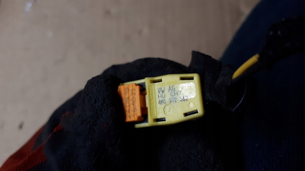 фото №7, A4 b9 lift штекер колодка подушка безопасности 4m1972562 a5 8w