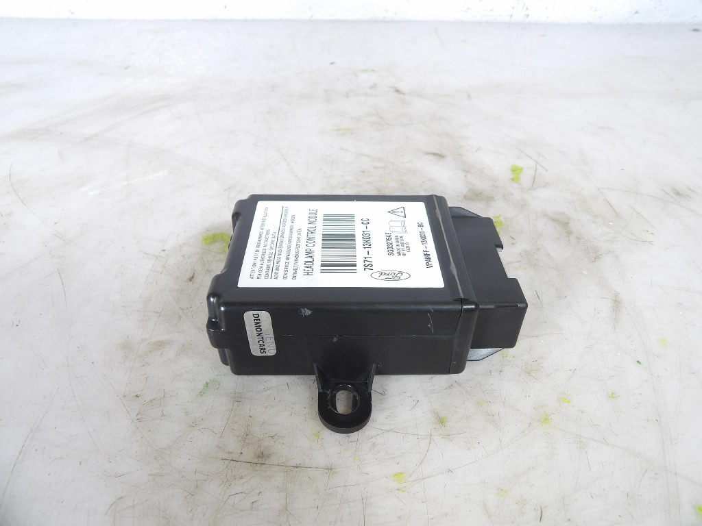 Купити Ford kuga mk2 модуль світла 7s71-13k031-cc