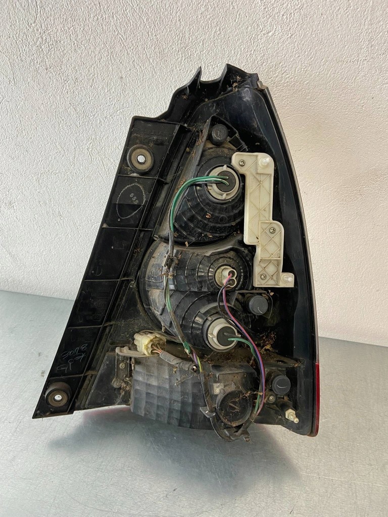 фото №10, Лампа задняя левая задняя левый subaru forester ii sg lift