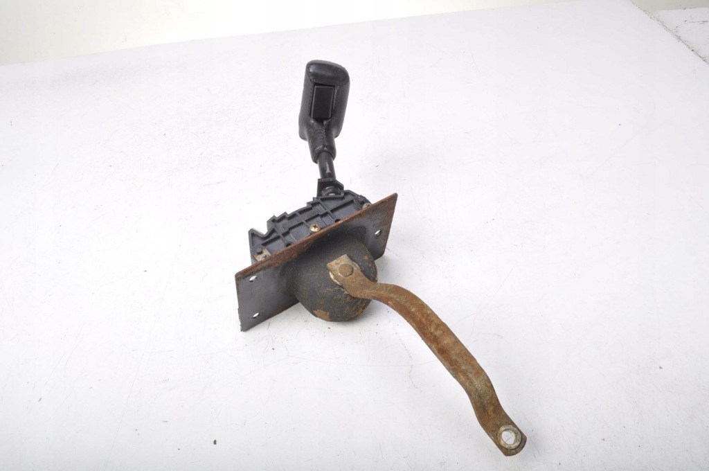 Bmw 6 e24 кулиса  кулиса коробки передач 12150781 с Разборки