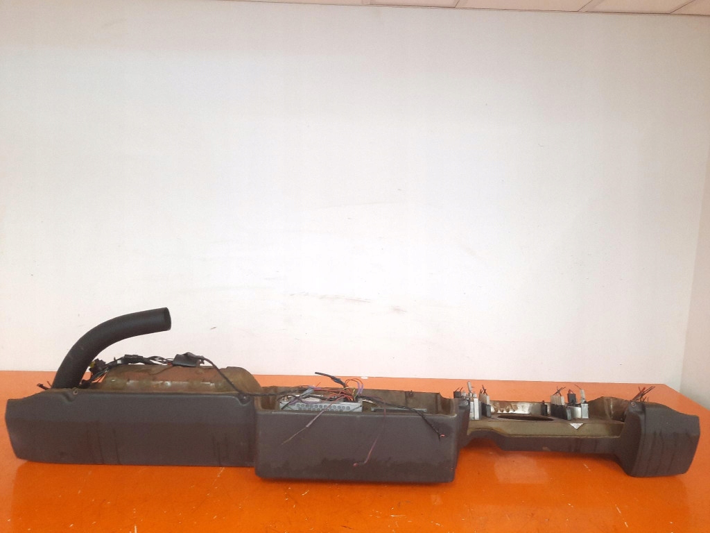 фото №11, Mercedes t1 приборная панель приборная приборная панель консоль