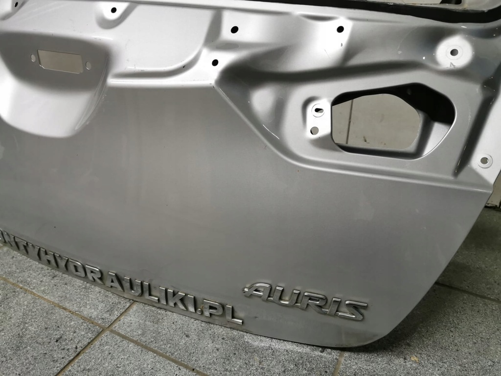 фото №7, Кришка багажника багажника задня toyota auris ii hb