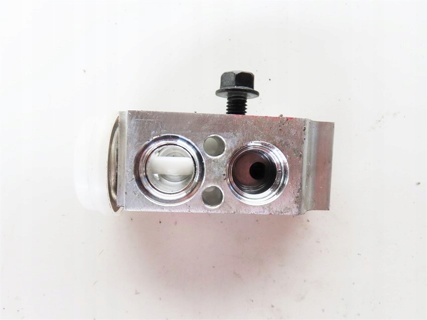 фото №1, Клапан кондиционера hyundai i30 ii 97775-a6550