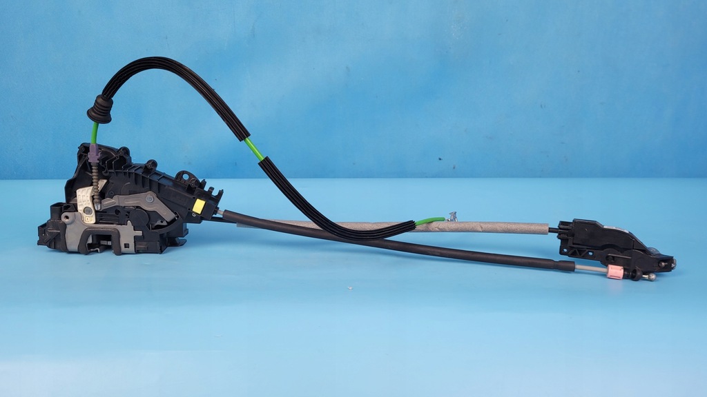 фото №11, Mercedes eqe w295 350+ 23r замок дверь левый перед a0997205502 a2230030899