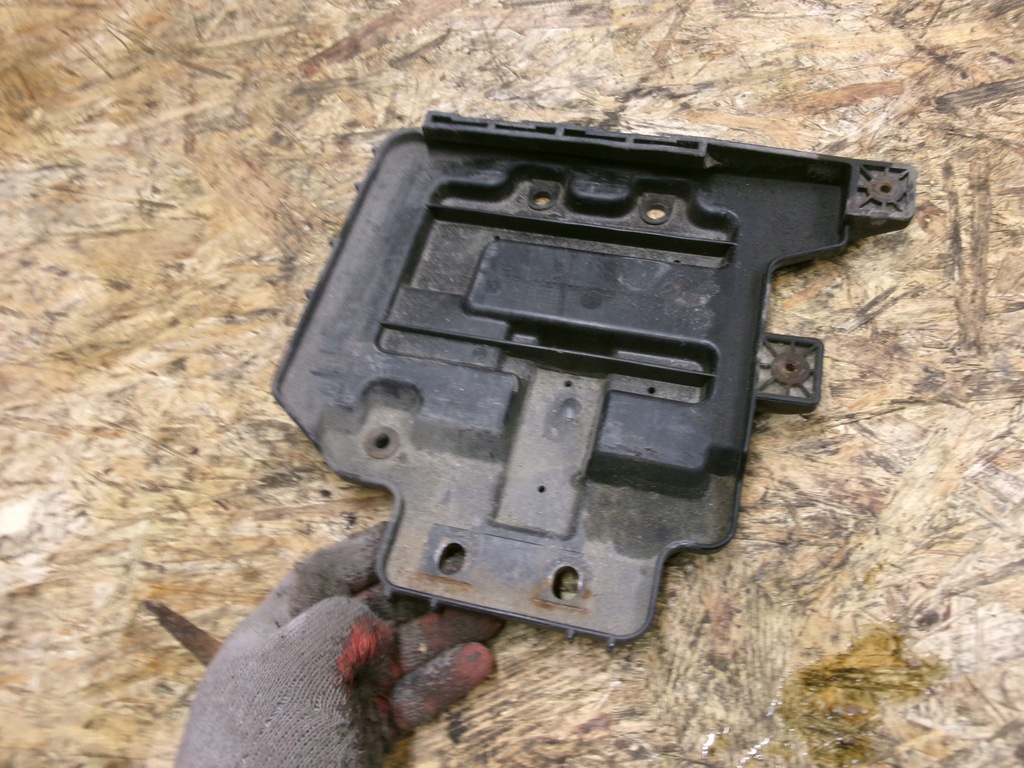 фото №1, Hyundai i20 i основание аккумулятор