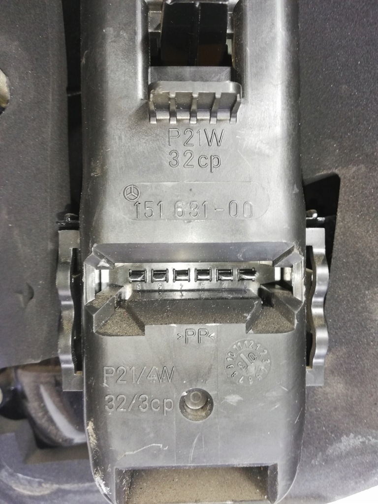 фото №14, Mercedes c coupe w203 cl203 00- лампа левая задняя