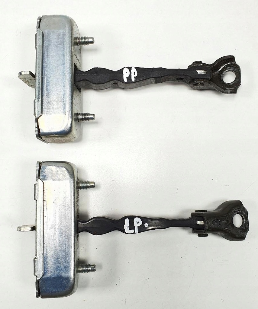 фото №2, Ограничитель дверь перед mazda rx-8