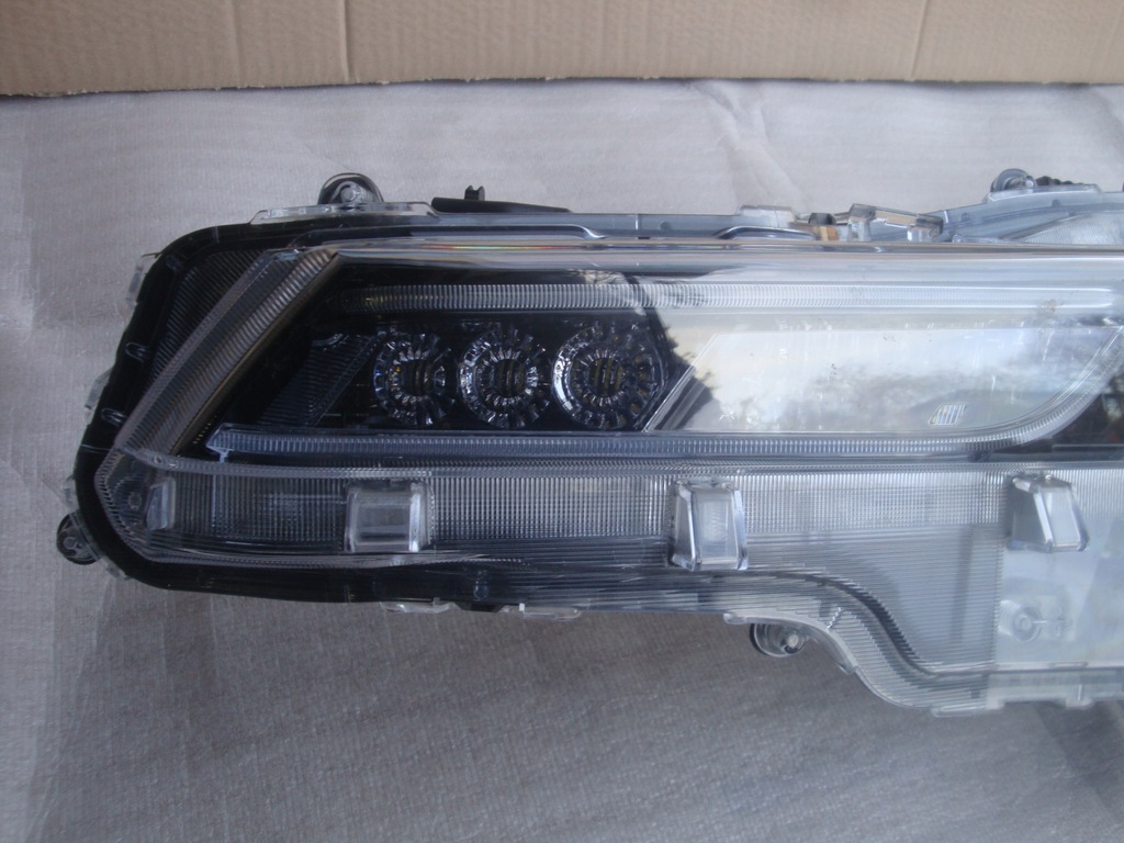 фото №3, Toyota corolla e21 лампа левая full led