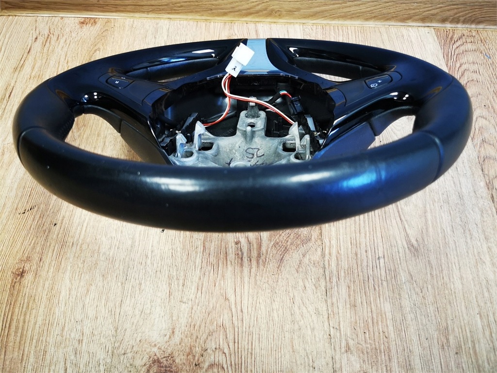 фото №9, Renault clio iv руль кожа круиз-контроль