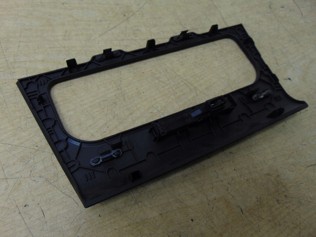 фото №10, Рамка панель консоли vw golf vi 5k0858069p