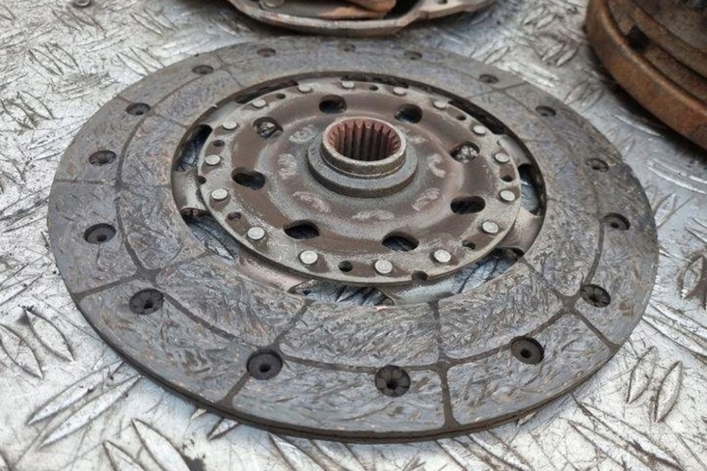 фото №9, Комплект зчеплення lexus is c gse2_ 312500w070 2.2l бензиновий 234kw 2008