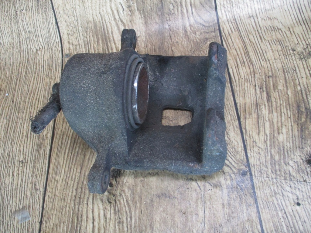 фото №6, Hyundai grandeur супорт передній правий lub лівий 3.3