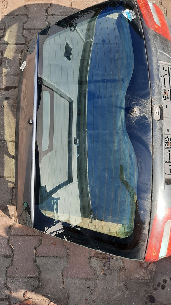 фото №1, Стекло задний крышки volvo v40 00-04r