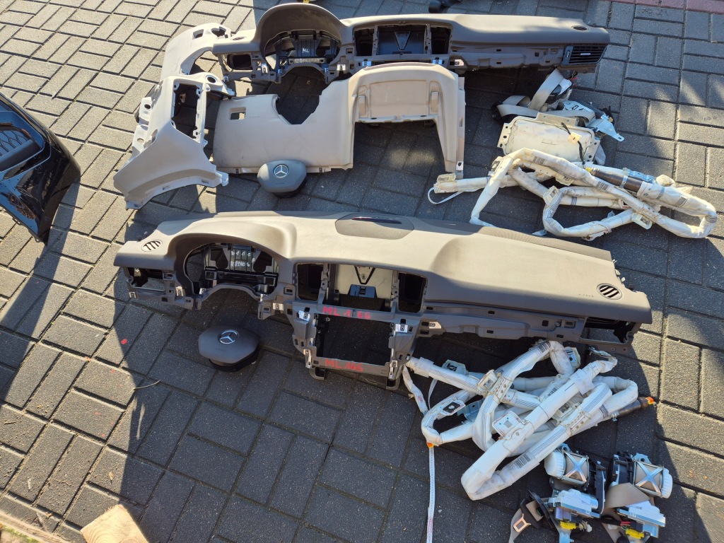 фото №1, Панель приладів приладова консоль mercedes ml w166 оригінал