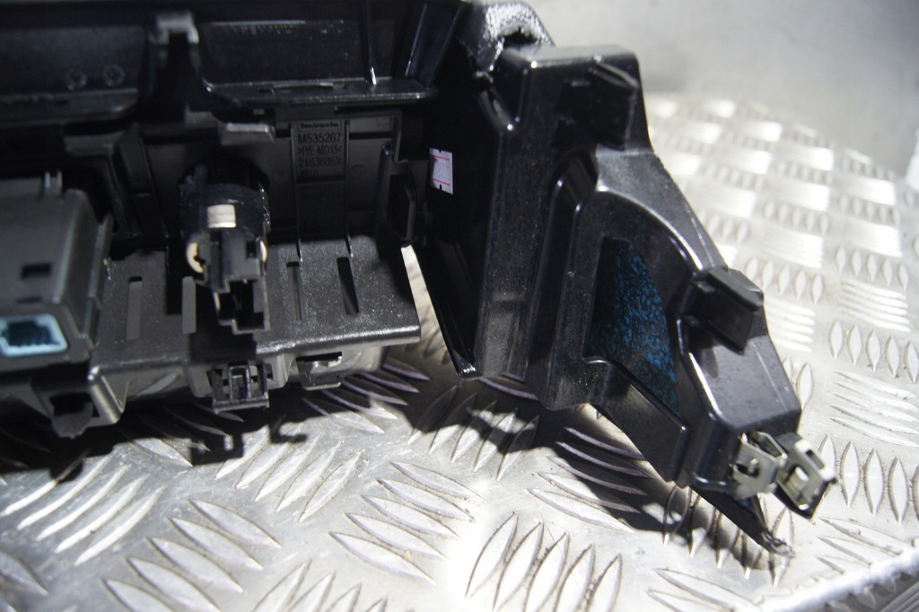 фото №8, Зарядное устройство индукционная рамка рычаг передач clio v