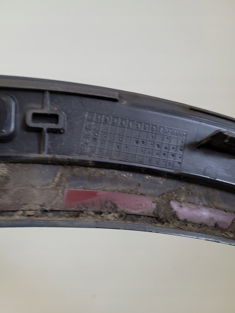 фото №13, Audi 4k 4ke etron молдинг крыла левый перед накладка na крыло 4ke853717