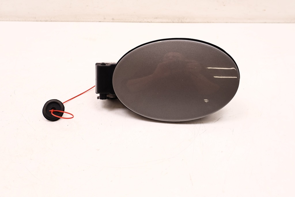 фото №1, Maserati levante кришка заливної пального 672