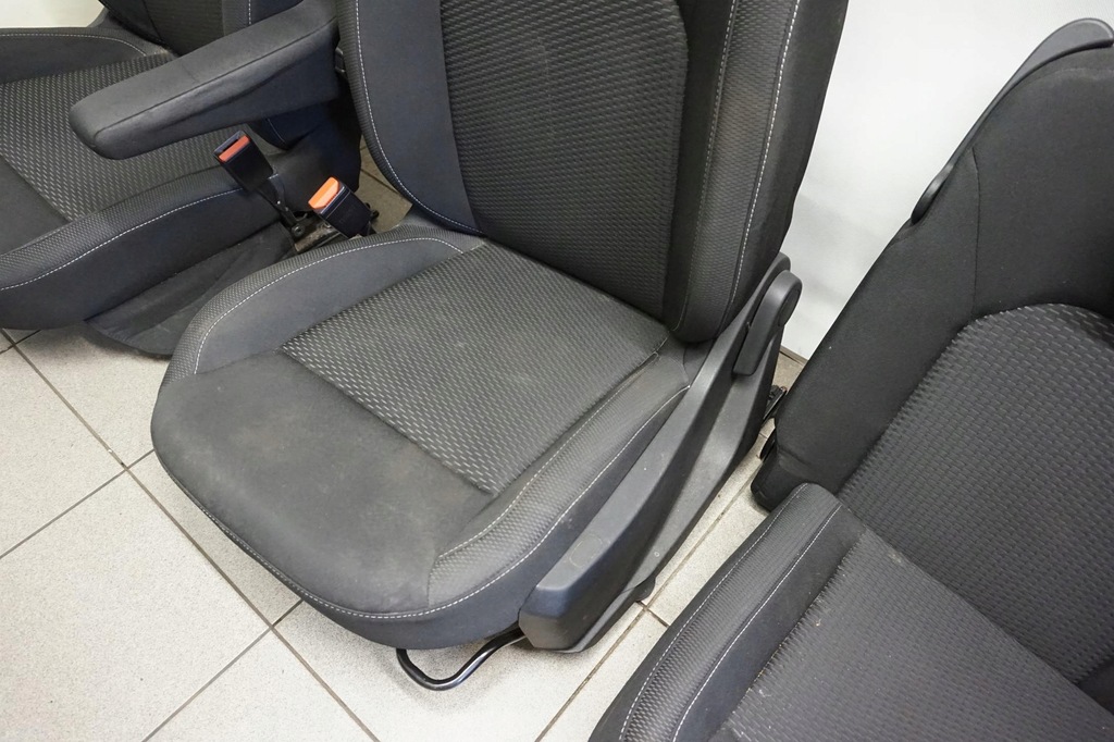 фото №6, Сиденья заднее сиденье dacia duster ii