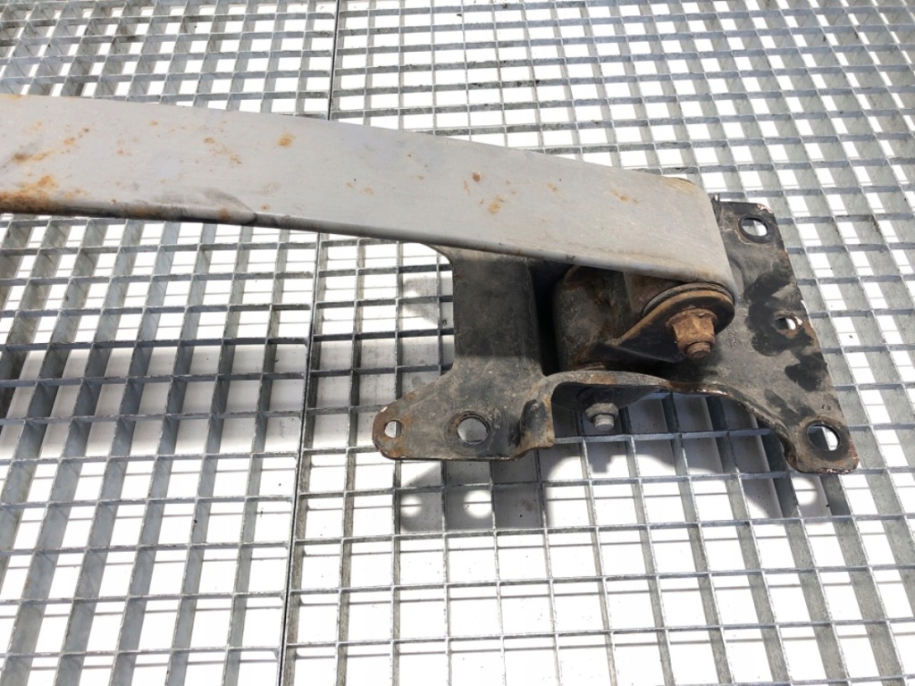 Ресора правий задній renault master 3 bus щітка задній, права Недорого