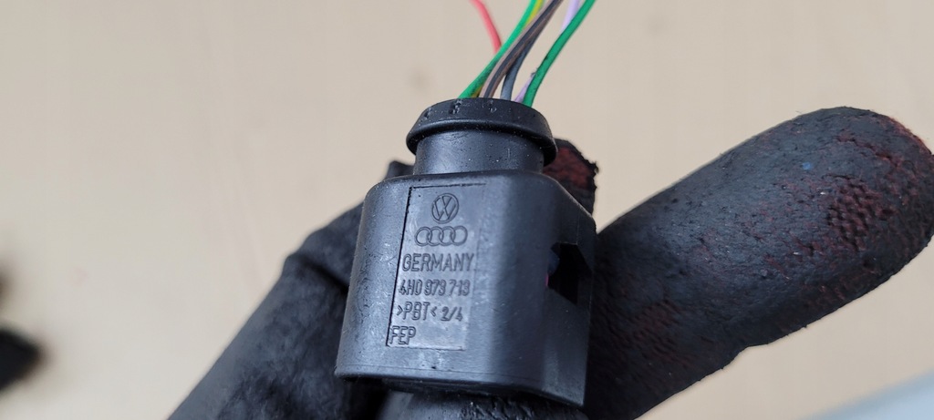 фото №12, S4 b8 lift a4 штекер колодка соединитель 4h0973713 a6 c7 a5 q5 sq5