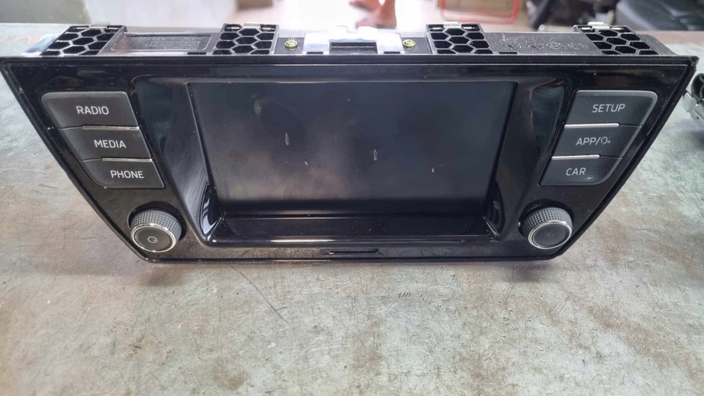 фото №1, Навігація дисплей радіо skoda fabia iii 6v0