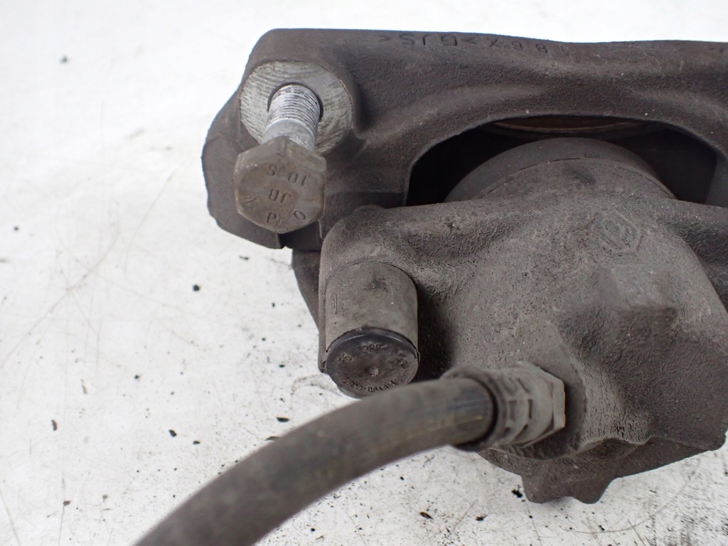 фото №10, Суппорт тормозной правый перед dacia duster ii