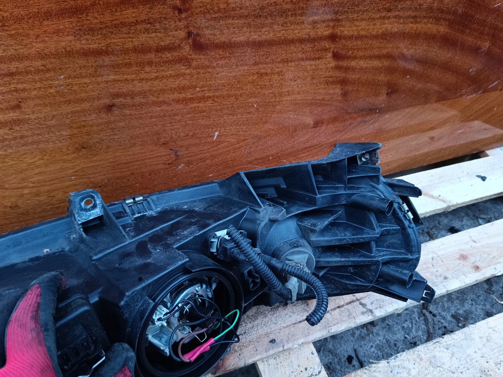 фото №9, Лампа перед левая volvo v70 ii 2 оригинал europa