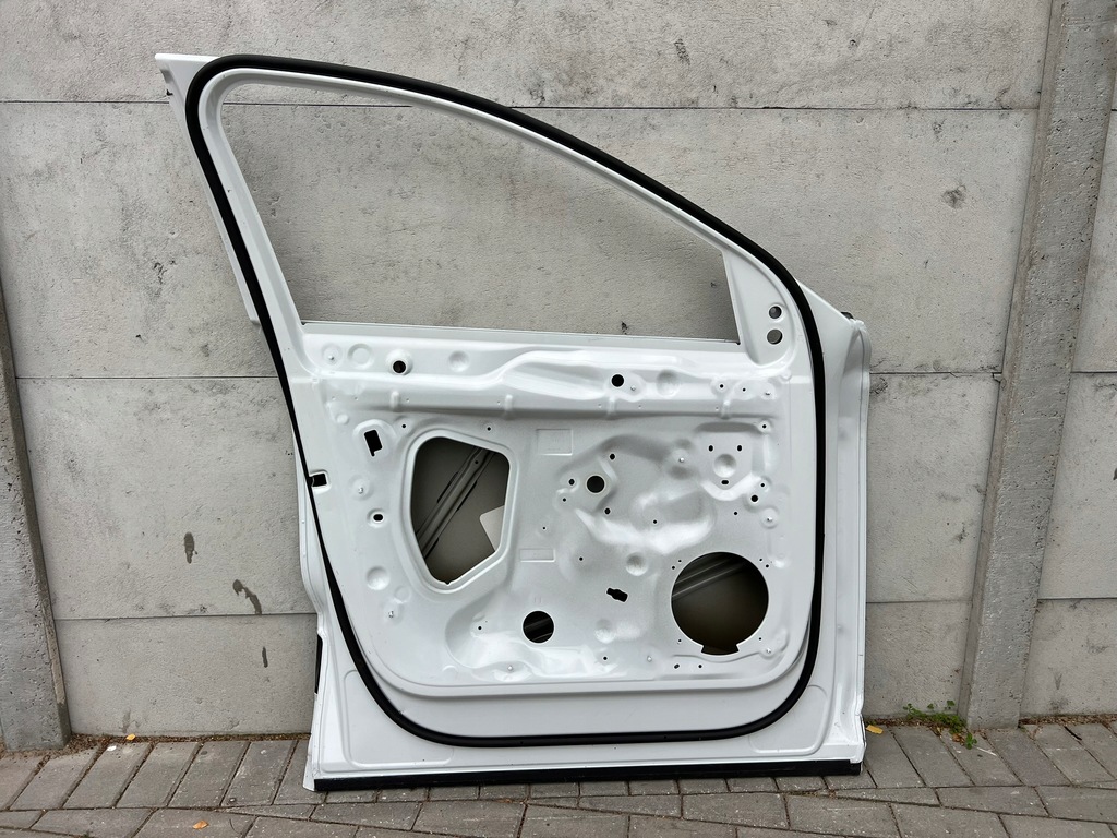 фото №11, Дверь audi q6 e-tron etron перед левый передние левая